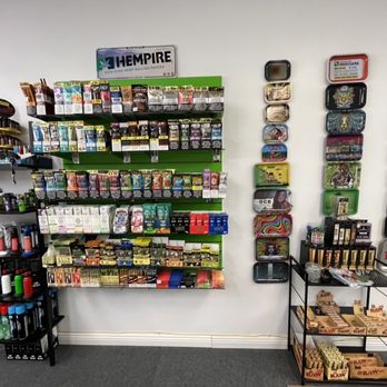 Remediez - Lighters, Torches, Butane, Rolling Trays, RAW, VIBES, Blunt Wraps, Hemp Wraps, Cones, Papers, Goodtimes, 4K, Swisher, Zig Zag, King Palm - Vitamins & Supplements Near Me - Omaha, Nebraska
