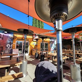 Spitz - Eagle Rock - Outdoor seating area - Sandwiches Near Me - Los Angeles, California Spitz - Eagle Rock - Outdoor seating area - Sandwiches Near Me - Los Angeles, California