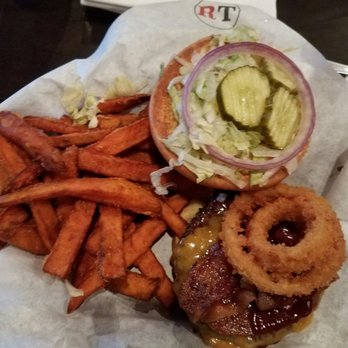 Ruby Tuesday - American Near Me - Sebastian, Florida
