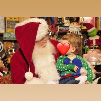Everett Santa - Session Photography Near Me - Everett, Washington Everett Santa - Session Photography Near Me - Everett, Washington