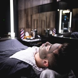 Regal Grooming Lounge