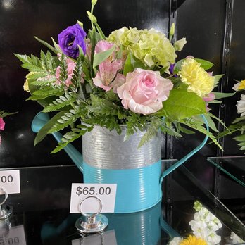 Adriene's Flowers & Gift - This is a photo of what I selected and paid for... - Florists Near Me - Noblesville, Indiana Adriene's Flowers & Gift - This is a photo of what I selected and paid for... - Florists Near Me - Noblesville, Indiana