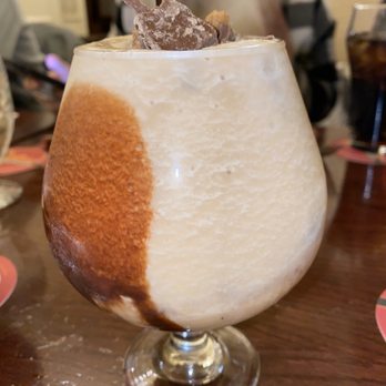 Puritan Backroom - Reese's mudslide - Ice Cream & Frozen Yogurt Near Me - Manchester, New Hampshire Puritan Backroom - Reese's mudslide - Ice Cream & Frozen Yogurt Near Me - Manchester, New Hampshire