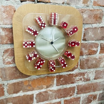 Engelberg Antiks - Las Vegas retro clock, one of a kind - Antiques Near Me - Salem, Oregon Engelberg Antiks - Las Vegas retro clock, one of a kind - Antiques Near Me - Salem, Oregon