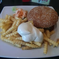 Imbiss Am Herdetor Krüsmann Ewald - Pommes + Herdertorburger ( 1 x Majo mit Pommes) ;)