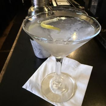 Gentelin's On Broadway - Tito's Martini - New American Near Me - Alton, Illinois