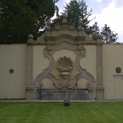Forest Park - Chafaris Dos Contos Fountain