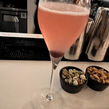 THE LOBBY LOUNGE & RAWBAR - Custom cocktail - Lounges Near Me - Vancouver, British Columbia THE LOBBY LOUNGE & RAWBAR - Custom cocktail - Lounges Near Me - Vancouver, British Columbia