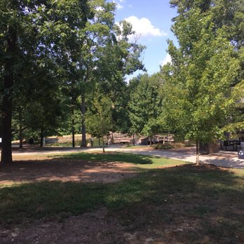 Squirrel Lake Park - Parks Near Me - Matthews, North Carolina