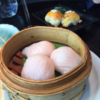 Hutong - Pink champagne shrimp dumplings (you can see the wagu beef puffs in the background. We had eaten one! - Chinese Near Me - London, XGL