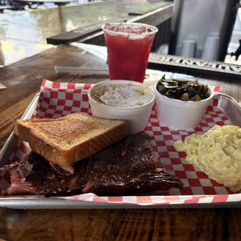 Pink PiG Southern BBQ - Rib plate - Southern Near Me - Helen, Georgia Pink PiG Southern BBQ - Rib plate - Southern Near Me - Helen, Georgia