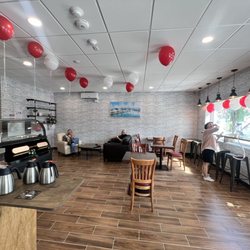 Mush Coffee - More seating!