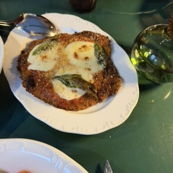 Che Fico Parco Menlo - Chicken parmesan, real basil. generous cheese - Italian Near Me - Menlo Park, California Che Fico Parco Menlo - Chicken parmesan, real basil. generous cheese - Italian Near Me - Menlo Park, California