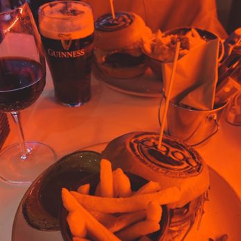Bóbós Burgers Restaurant - Burgers Near Me - Dublin, D Bóbós Burgers Restaurant - Burgers Near Me - Dublin, D