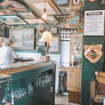 Old County Inn - Taproom - Pizza Near Me - Pine, Arizona