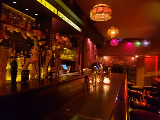 Horses and Divorces by null