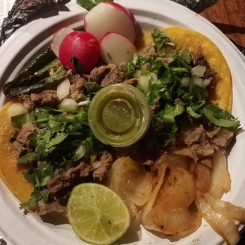 El Manantial Tacos - Food Trucks Near Me - Berkeley, California