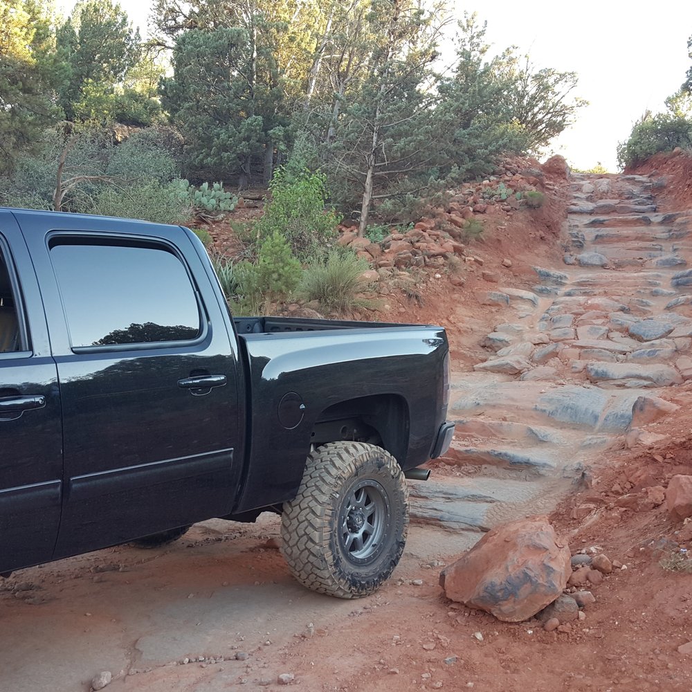 Broken Arrow Trail - The stairs are a much more nerve wracking obstacle than they appear - Hiking Near Me