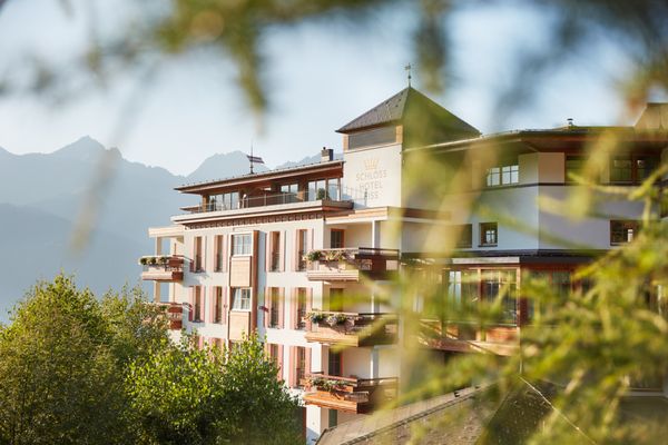 Schlosshotel Fiss by null
