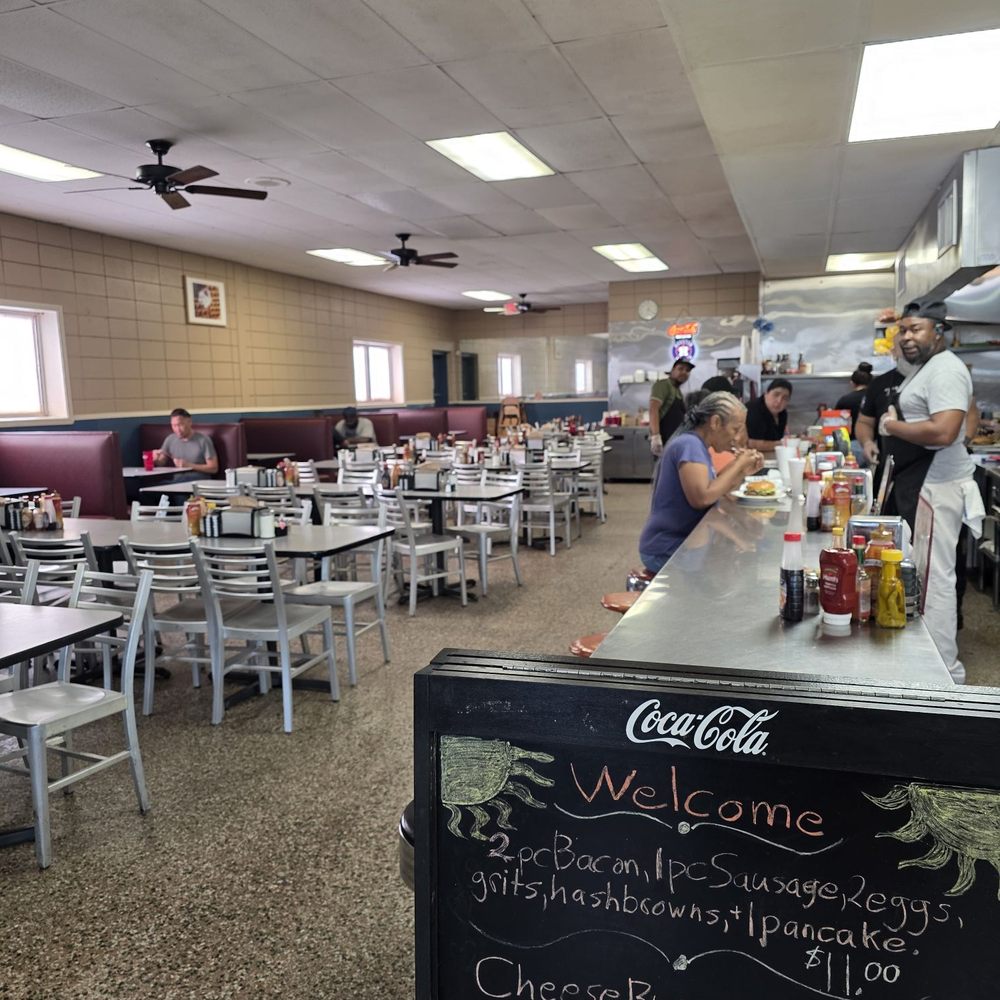 Frank's Grill - Diners Near Me - Houston, Texas