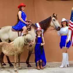 Oxford Big Top Ranch - Patriotic Photo shoots available