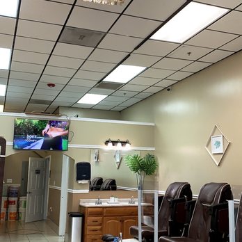 Solar Nails Spa - Beautiful space and welcoming staff. - Nail Salons Near Me - Huntersville, North Carolina Solar Nails Spa - Beautiful space and welcoming staff. - Nail Salons Near Me - Huntersville, North Carolina