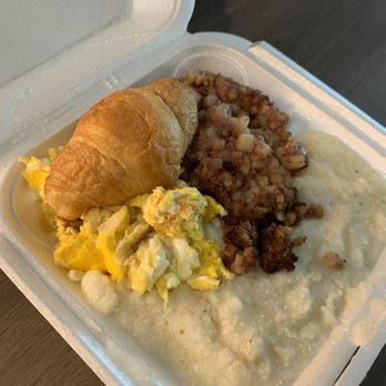 B’s Soul Creations Breakfast - Breakfast with corn beef hash - Breakfast & Brunch Near Me - North Charleston, South Carolina B’s Soul Creations Breakfast - Breakfast with corn beef hash - Breakfast & Brunch Near Me - North Charleston, South Carolina