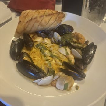 The Green Gateau - Lobster Fettuccine - Caterers Near Me - Lincoln, Nebraska The Green Gateau - Lobster Fettuccine - Caterers Near Me - Lincoln, Nebraska