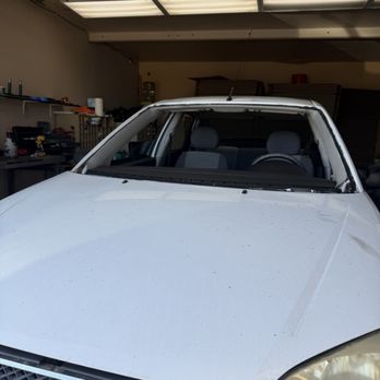 Payless Auto Glass & Window Repair - Ford Focus - Auto Glass Services Near Me - Pomona, California Payless Auto Glass & Window Repair - Ford Focus - Auto Glass Services Near Me - Pomona, California