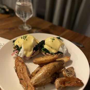 The Meeting House - Eggs Benedict - New American Near Me - Princeton, New Jersey The Meeting House - Eggs Benedict - New American Near Me - Princeton, New Jersey