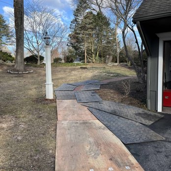 Cedar Stone Tree Works - We always Lay out pads to protect your lawn from heavy equipment. - Tree Services Near Me Cedar Stone Tree Works - We always Lay out pads to protect your lawn from heavy equipment. - Tree Services Near Me