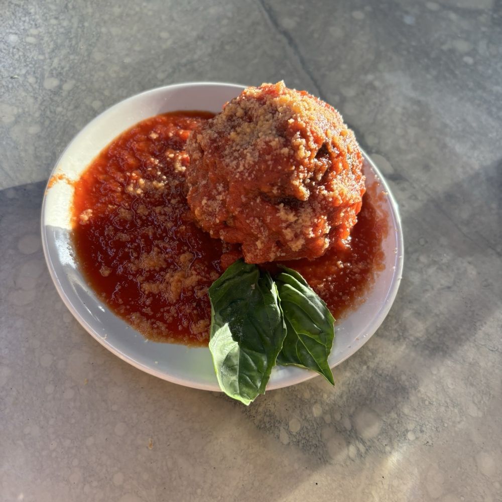Floralia - Italian Near Me - Honolulu, Hawaii