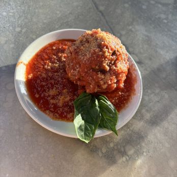Floralia - Italian Near Me - Honolulu, Hawaii