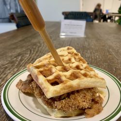 Café Postale - Chicken and waffles