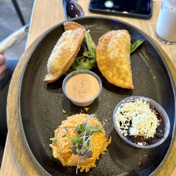 Makers & Finders - Breakfast Empanada Skillet - Breakfast & Brunch Near Me - Henderson, Nevada Makers & Finders - Breakfast Empanada Skillet - Breakfast & Brunch Near Me - Henderson, Nevada