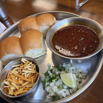 Vadapav Mirchi By Geeta - Misal pav - Indian Near Me - New Westminster, British Columbia