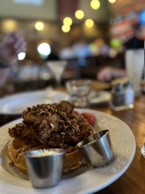 Carson's Food & Drink - On Main by null