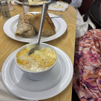 The Serving Spoon - Breakfast & Brunch Near Me - Inglewood, California