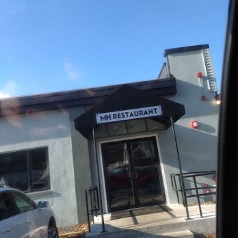 Mad Hatter - Trying out their banger and mash - Breakfast & Brunch Near Me - Weymouth, Massachusetts Mad Hatter - Trying out their banger and mash - Breakfast & Brunch Near Me - Weymouth, Massachusetts