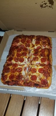 Nona's NY Pizza by null