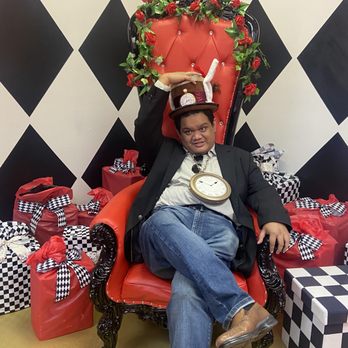 Queen of Hearts - Dressed to impress, and running slightly late! LOL. - Caterers Near Me - Henderson, Nevada Queen of Hearts - Dressed to impress, and running slightly late! LOL. - Caterers Near Me - Henderson, Nevada