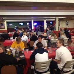 Czeckers Sports Bar & Grill - MMC basketball party!