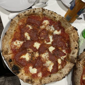 Vecchio's Pizzeria & Gelateria - Diavola Pizza - Pizza Near Me - Bakersfield, California Vecchio's Pizzeria & Gelateria - Diavola Pizza - Pizza Near Me - Bakersfield, California
