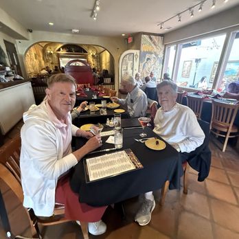 Carmel's Bistro Giovanni - A fantastic established! - Italian Near Me - Carmel, California Carmel's Bistro Giovanni - A fantastic established! - Italian Near Me - Carmel, California