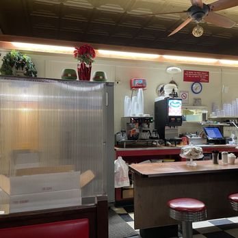 Big Al's Diner - Diner counter seating - Diners Near Me - Cleveland, Ohio Big Al's Diner - Diner counter seating - Diners Near Me - Cleveland, Ohio