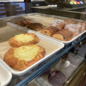 Franklin’s - Cheese danish and other delicious pastries - Cafes Near Me - Savannah, Georgia