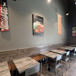 Ahipoki - Indoor seating