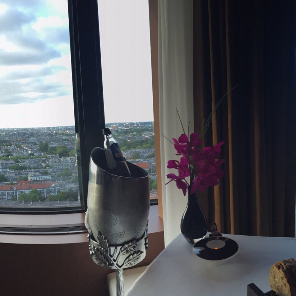 Ciel Bleu Restaurant - Crazy view! - International Near Me - Amsterdam, New Hampshire
