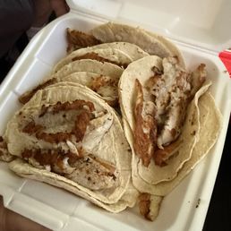 Grilled fish tacos Grilled fish tacos