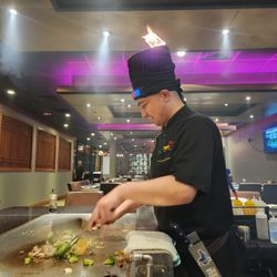 Sumo Japanese Steakhouse & Sushi Bar